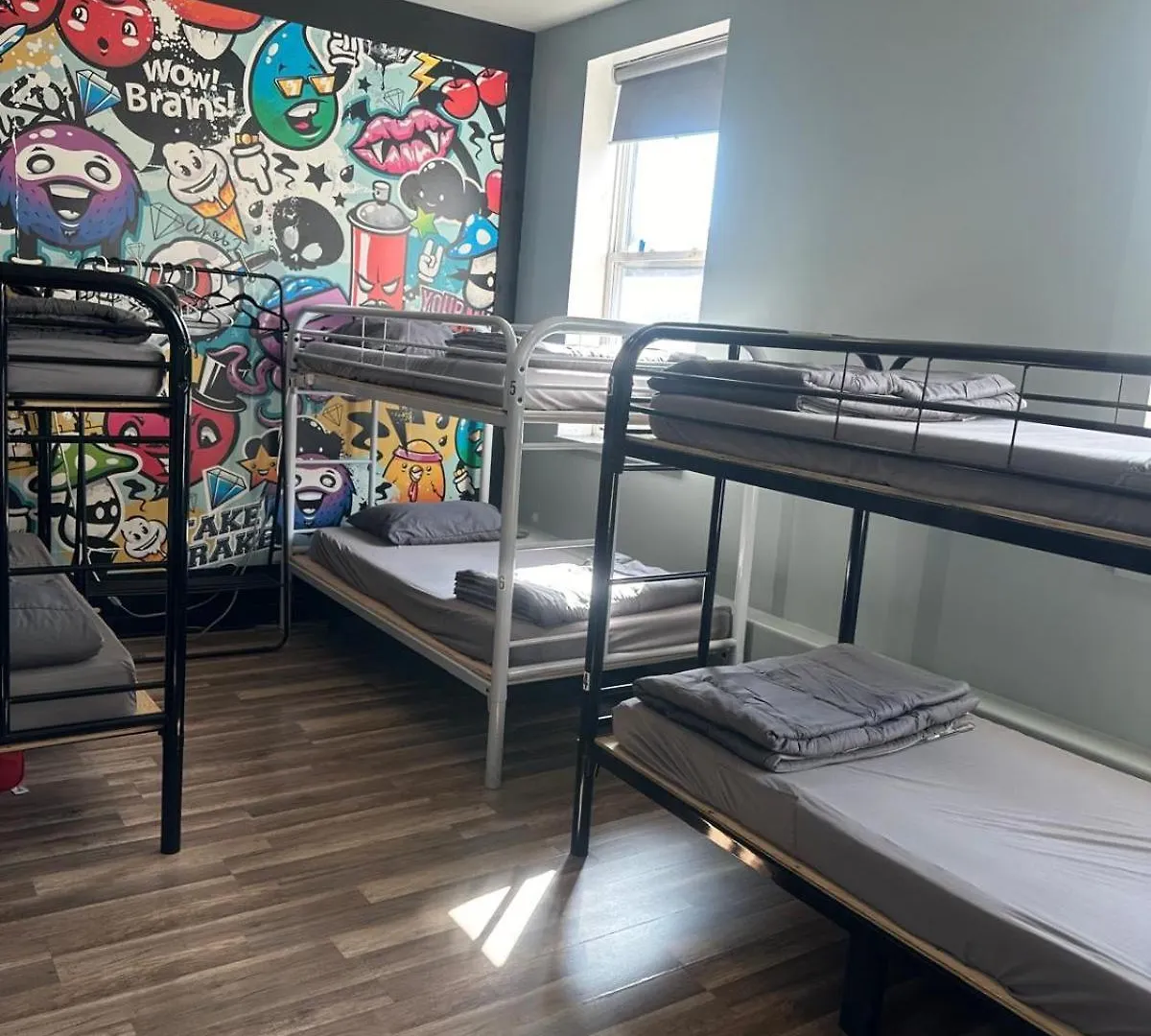 Queen Nest Hotel Toronto 2*,
