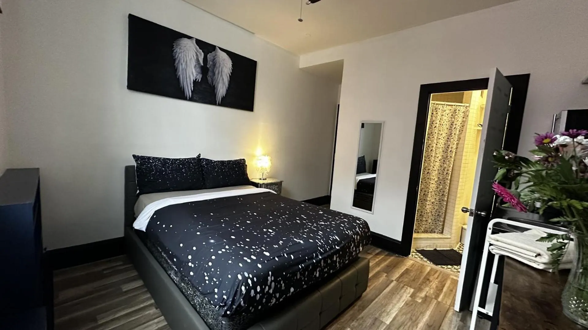 Queen Nest Hotel Toronto