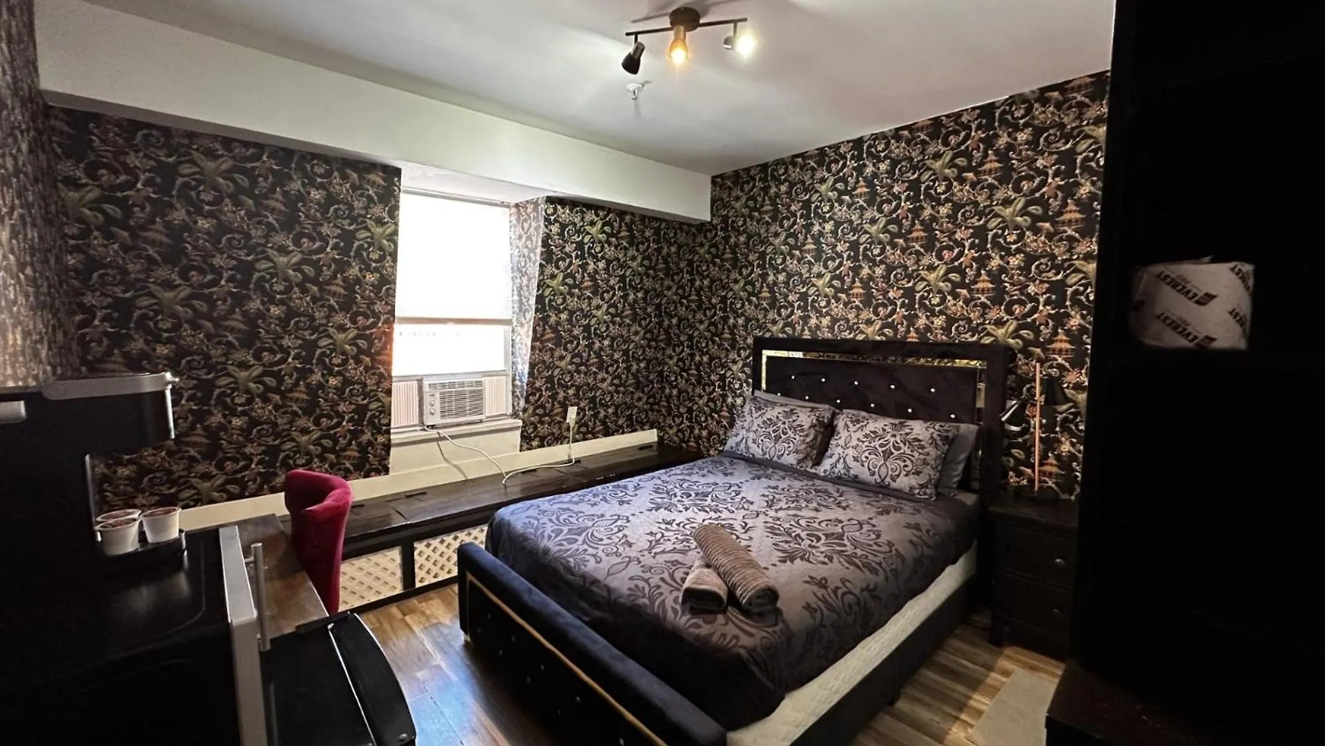 Queen Nest Hotel Toronto