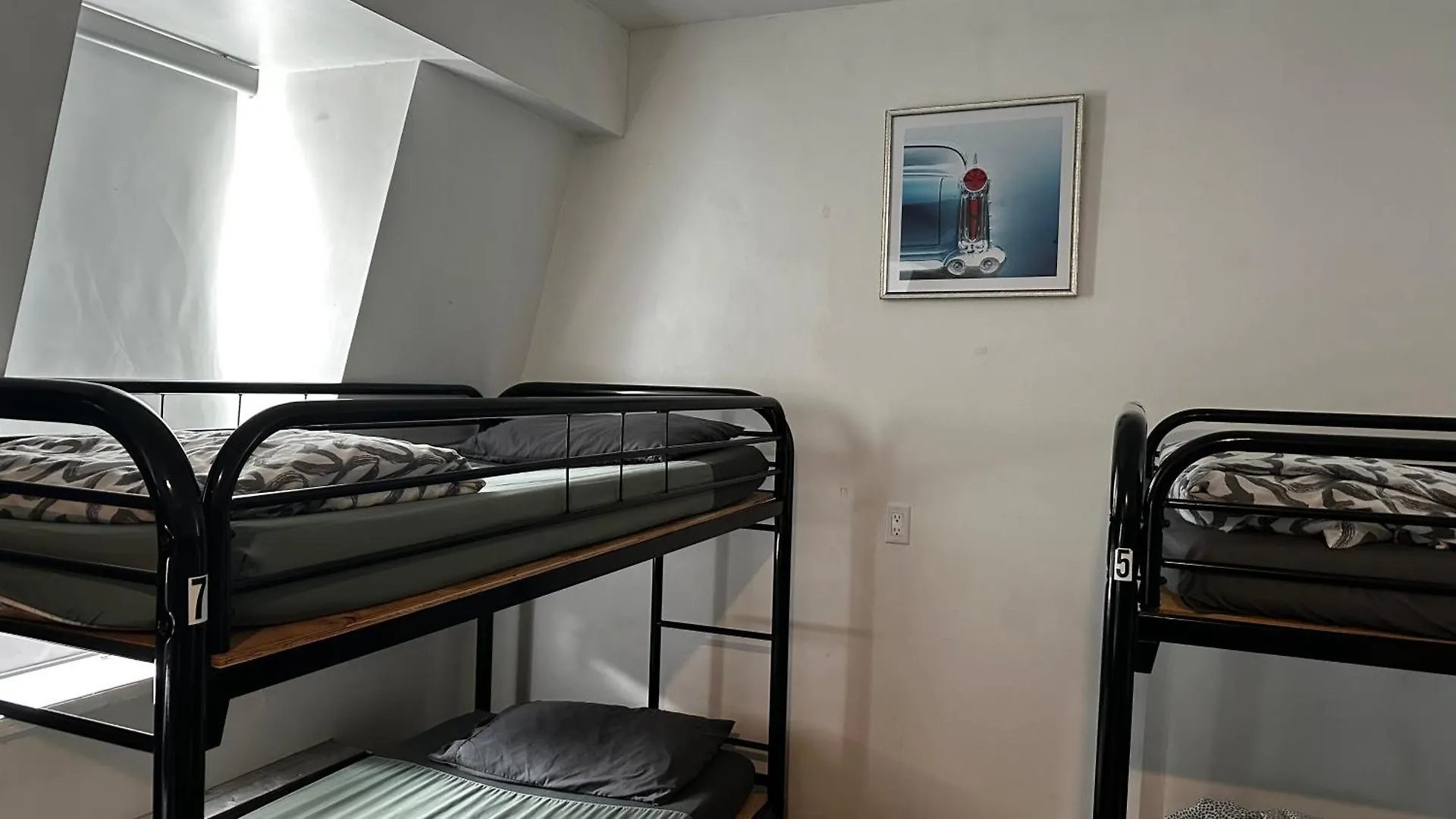 Queen Nest Hotel Toronto
